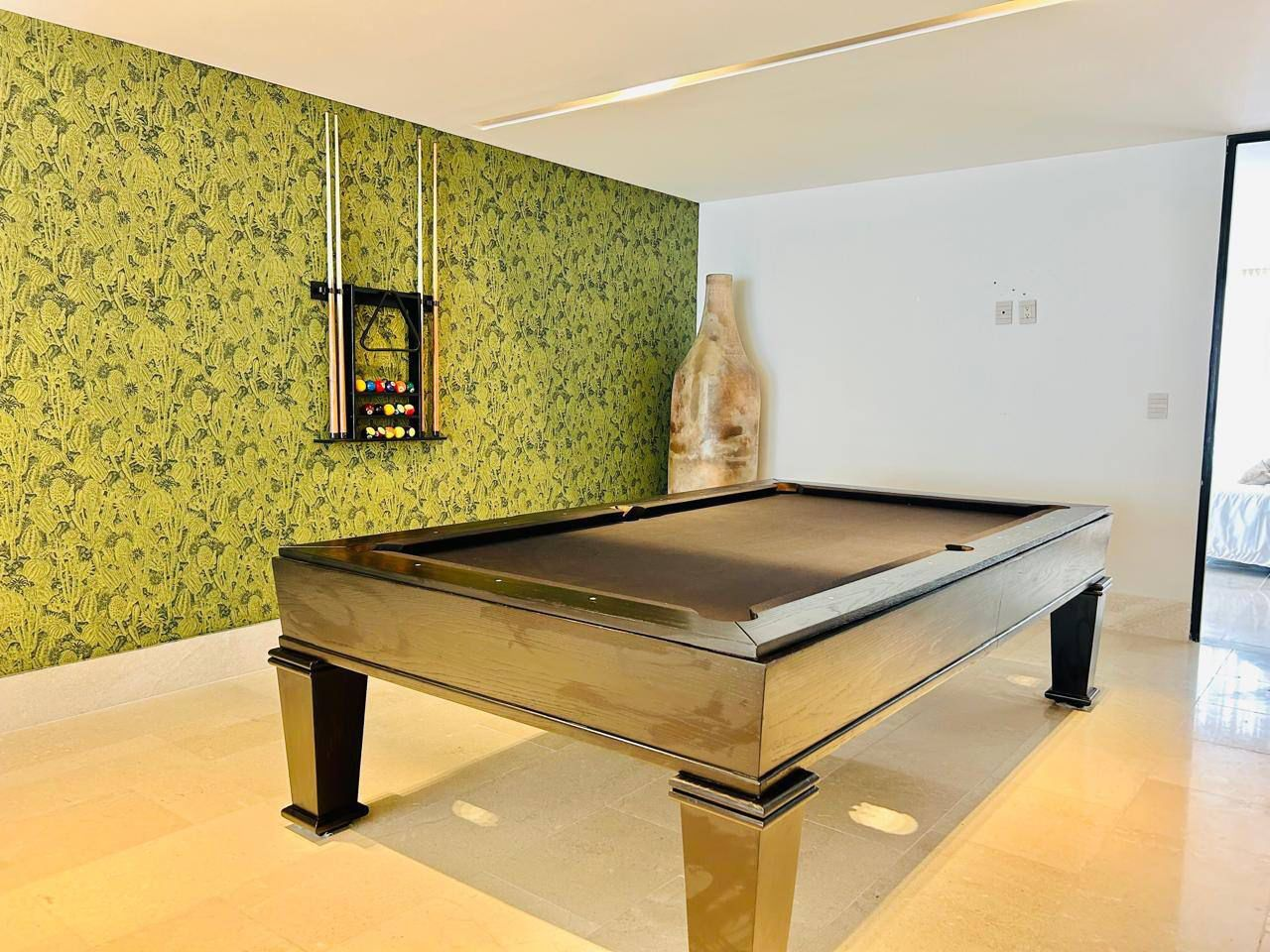 PH The O Grand Living