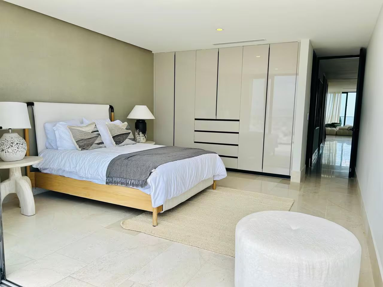 PH The O Grand Living